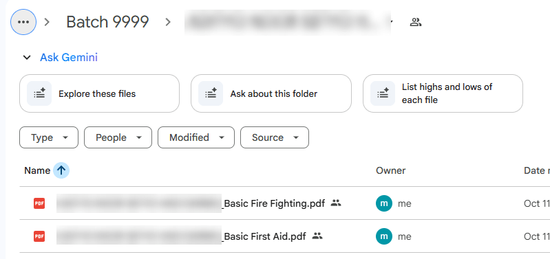Folder Google Drive per batch dan per peserta berisi dua file PDF sertifikat dengan nama file yang dibuat otomatis